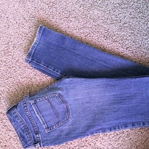 Bullhead medium-light wash skinny jeans