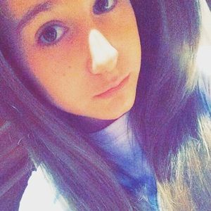 Meet your Posher, Ellie