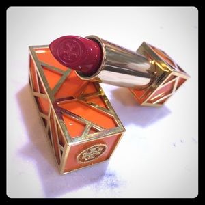 NEW Tory Burch Scoundrel hot red lipstick