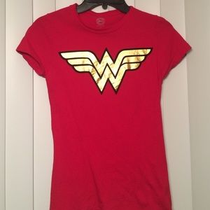 Wonder Woman t-shirt