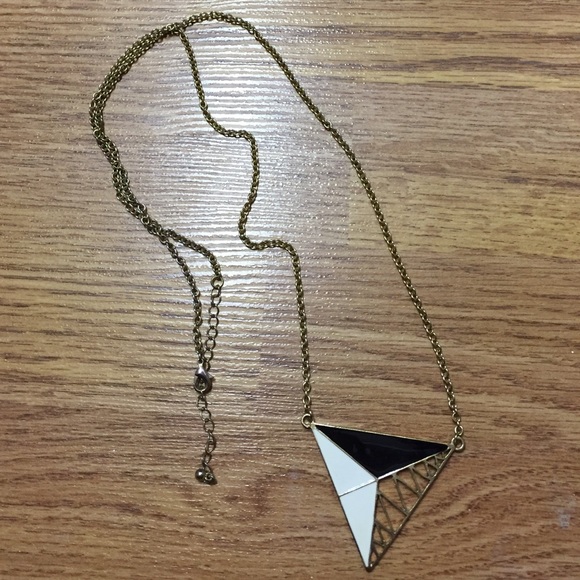 Black white triangle pendant necklace