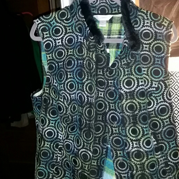 Vest- green plaid flannel - Picture 1 of 4
