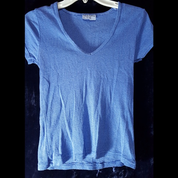 Semi iridescent v neck