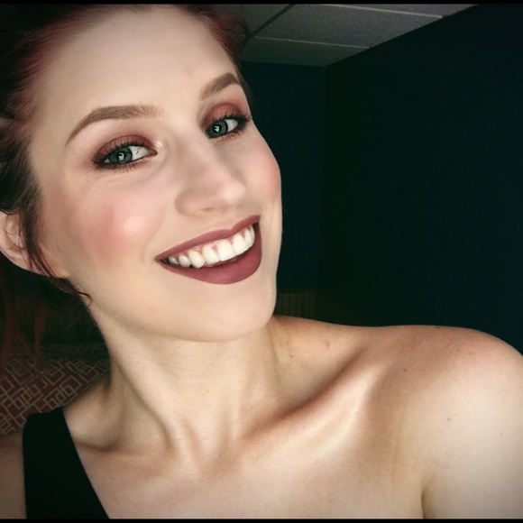 Meet your Posher, Meredith - Picture 3 of 4