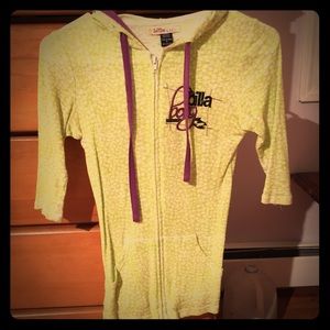 3/4 sleeve Billabong hooded shirt