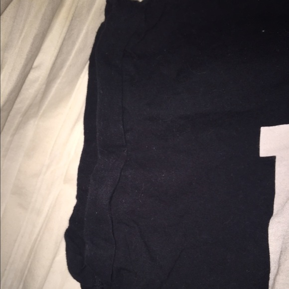 Crop top t shirt - Picture 2 of 3