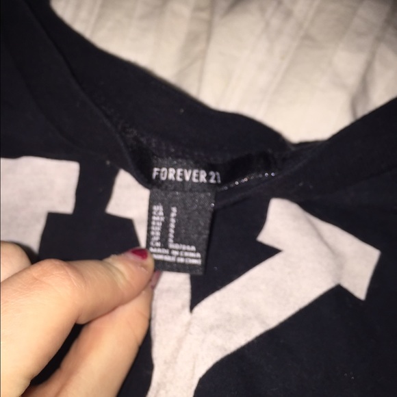 Crop top t shirt - Picture 3 of 3