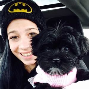 Meet your Posher, Lauren