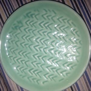 Decorative dish.