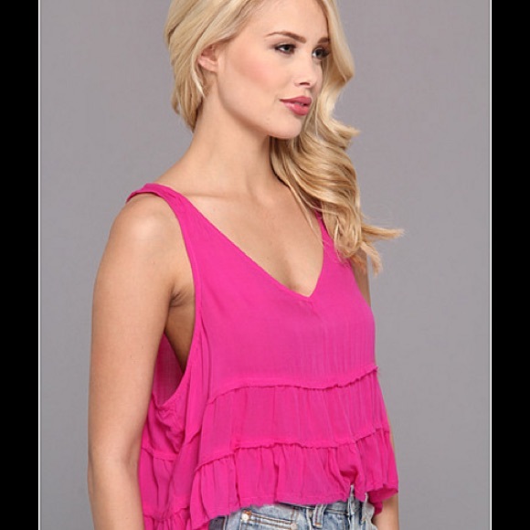 🌸SALE🌸 FREE PEOPLE RUFFLED TANK - Picture 2 of 3