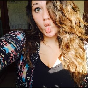 Meet your Posher, Julie