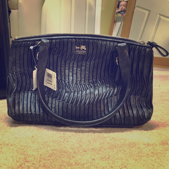 Coach Handbags - 💯 Authentic Coach handbag‼️