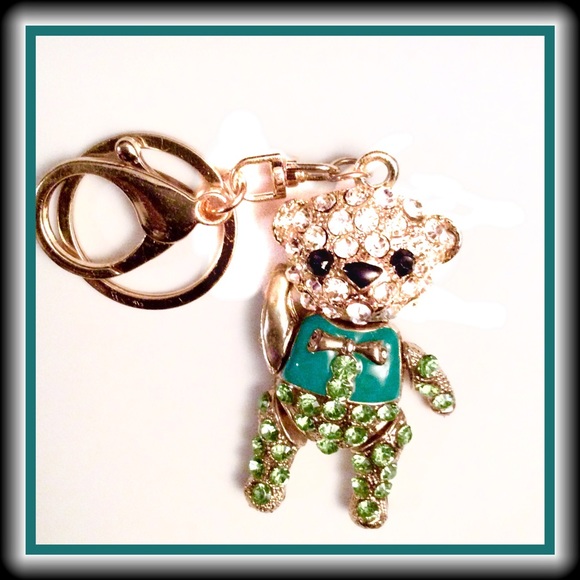 Accessories - CRYSTAL BEAR KEYCHAIN