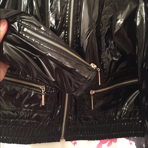 Express Jacket - Picture 2 of 4