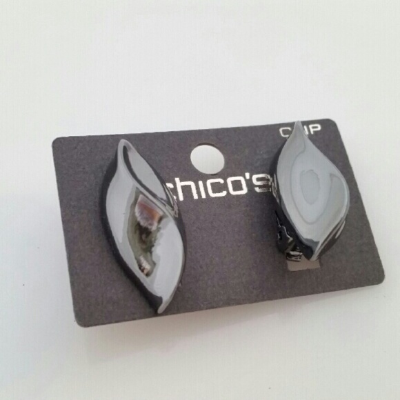 NWT GUNMETAL S Shape Clip Earrings