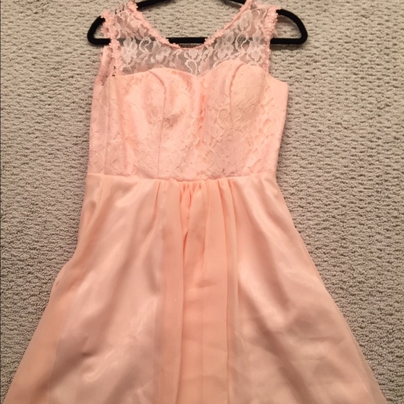 Knee length pink lace and chiffon dress