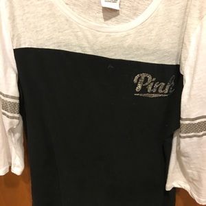 Cute vs shirt has been worn