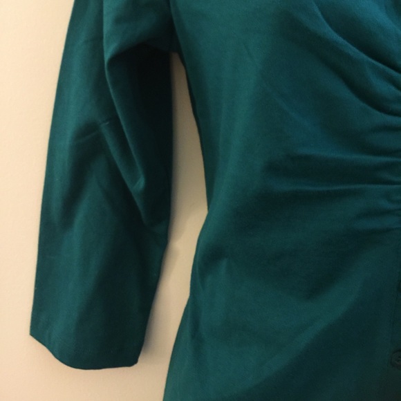 NWT Laura Scott green top with lace detail. - Picture 3 of 4