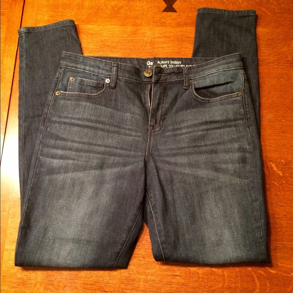 GAP Pants - Gap skinny jeans.