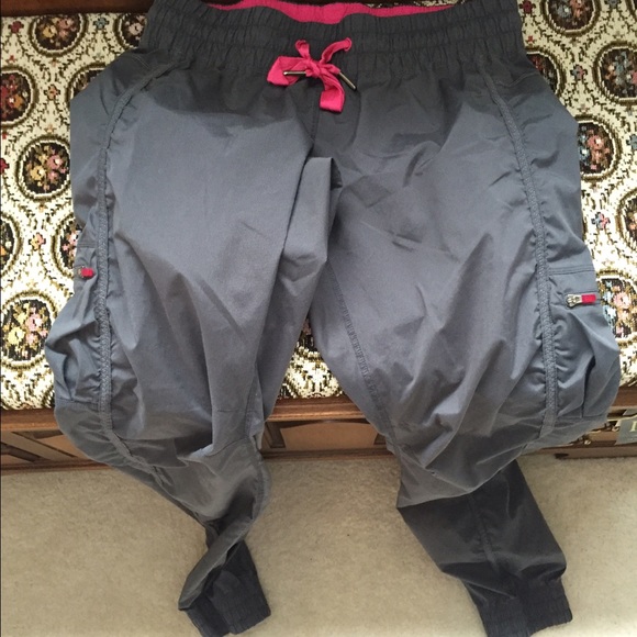 Lululemon pants