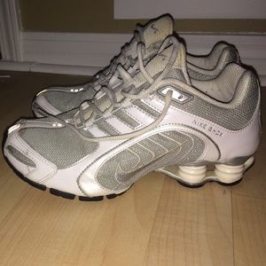 White and silver glitter Nike shox