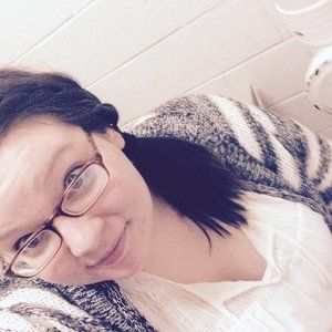 Meet your Posher, Abigail