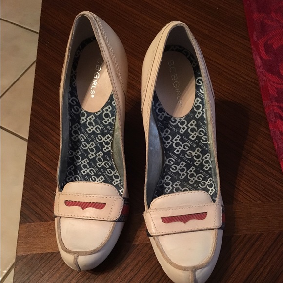 BCBG shoes in size 8.5