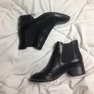 Sam & Libby ankle boots
