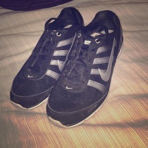 Black Nike Training Total Core TR *Glow in Light!*