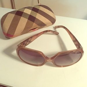 Authentic Burberry Sunglasses with Burberry Case!