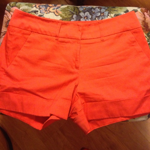 Short 🔴SOLD🔴 - Picture 1 of 2