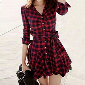Red collar checkered long sleeve dress