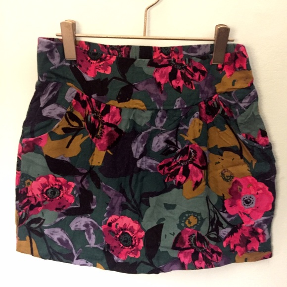Floral Mini Skirt with Pockets