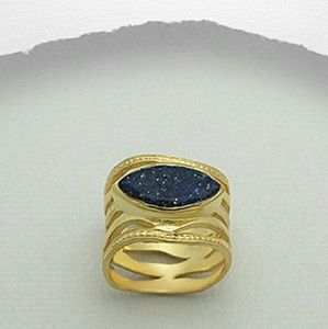 {OFFER $24} Blue Lapis Lazuli 18k Gold Ring Size 8