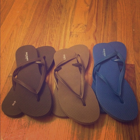Flip flops READ DESCRIPTION - Picture 1 of 1