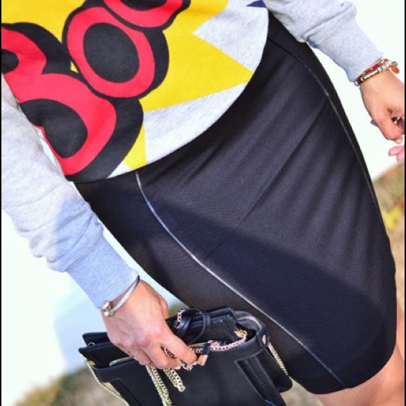 H&M black faux leather trim skirt
