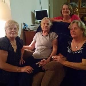 Meet your Posher, Phyllis