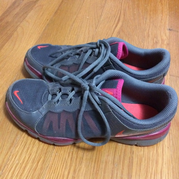 Grey Nike Flex TR2