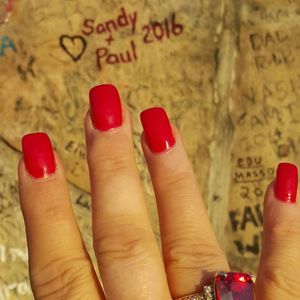 Meet your Posher, Sandy