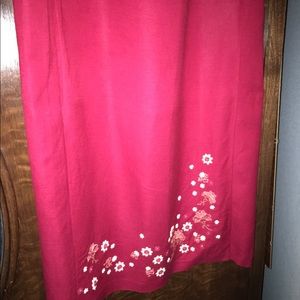 🌺🌺 PRICE REDUCTION🌺🌺 Red wrap skirt. Gorgeous!