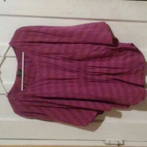 Purple shirt xl and multicolor shirt