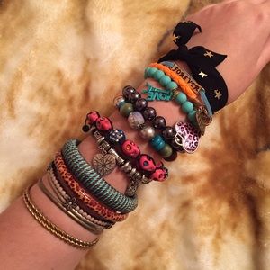 15 bracelets bundle