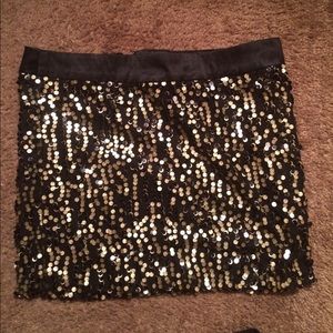 Sequin glitter skirt.