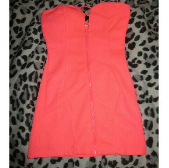 Dress - Picture 1 of 1