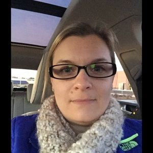 Meet your Posher, Rebecca