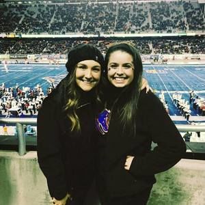 Meet your Posher, Danielle