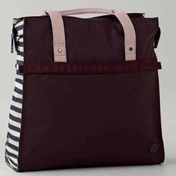 Lululemon Follow Your Bliss Bag