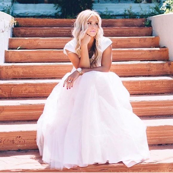 NWT Bliss Tulle Ivory The Maxi Skirt size M