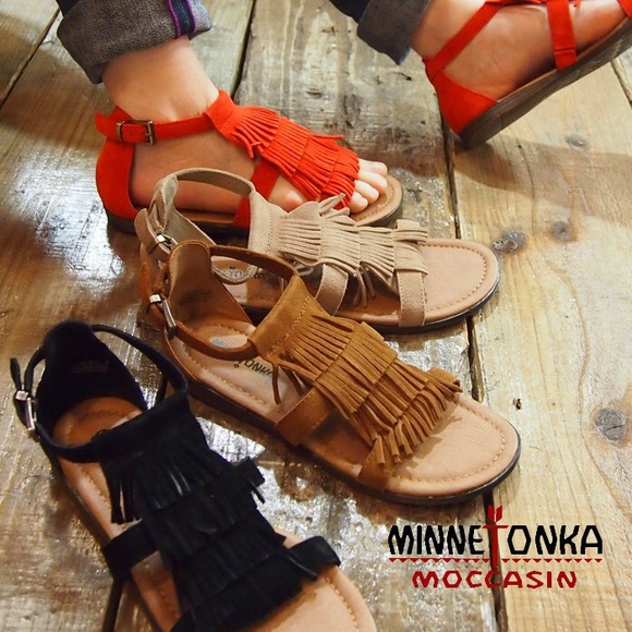 Minnetonka Maui Sandal