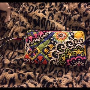 Vera Bradley wristlet in Rio